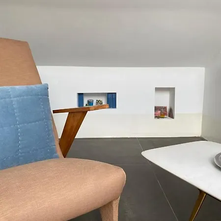 Appartement 17 *