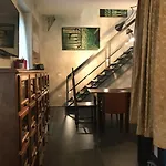 شقة 17