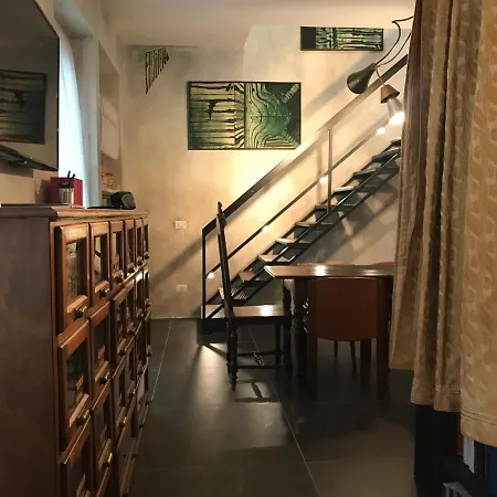 Apartment 17